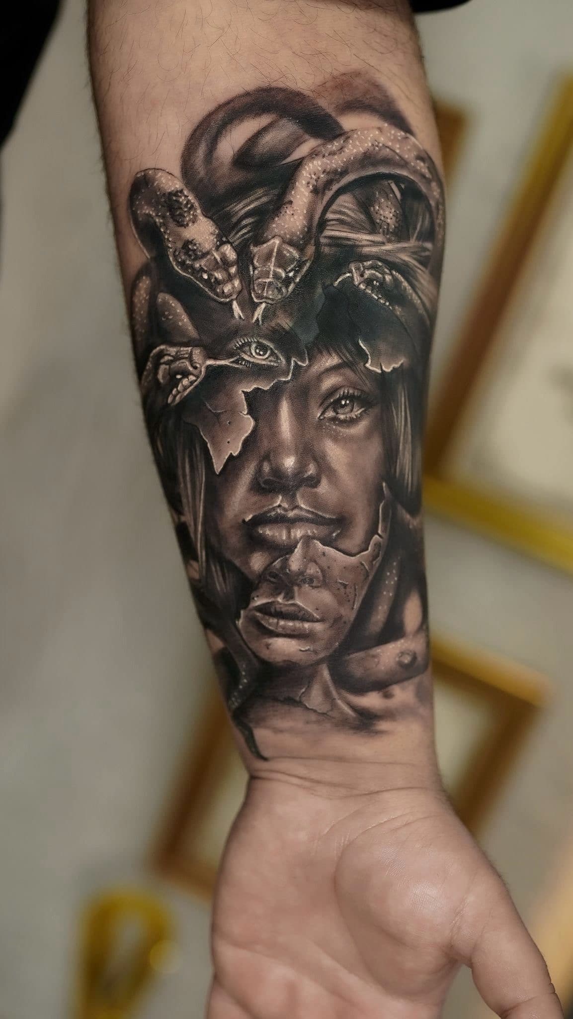 Berkay Uzun — blackwork tattoo, Ink People Istanbul